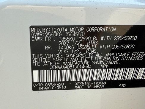 New 2026 Toyota C-HR AWD/4WD image 22