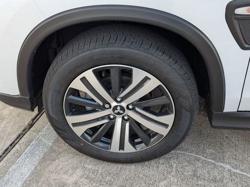 New 2026 Mitsubishi Outlander Sport ES image 9
