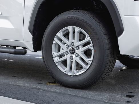 New 2025 Toyota Tundra SR5 image 4