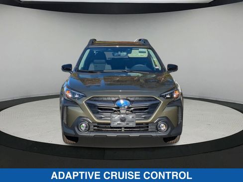 Certified 2025 Subaru Outback Premium image 9