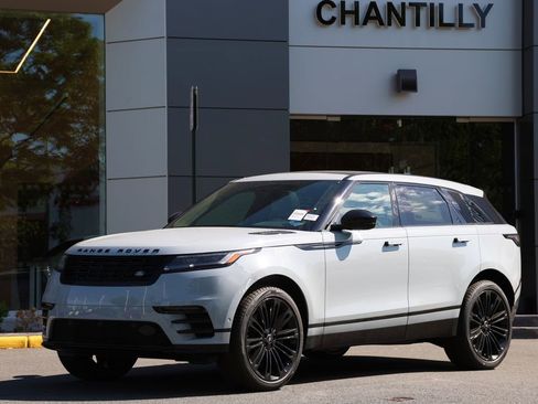 New 2026 Land Rover Range Rover Velar Dynamic SE AWD/4WD image 1