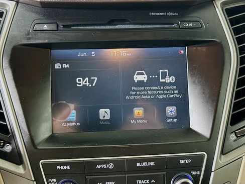 Used 2017 Hyundai Santa Fe Sport FWD image 19