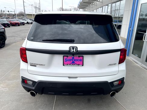 Used 2023 Honda Passport EX-L image 3