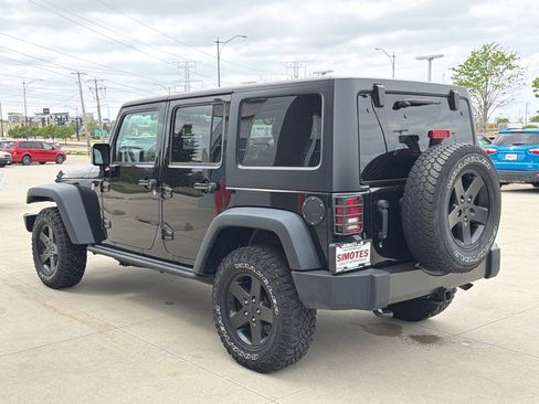 Used 2016 Jeep Wrangler Unlimited Sport AWD/4WD image 6