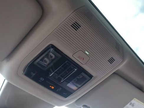 New 2026 Volkswagen Atlas SEL Premium R-Line image 22