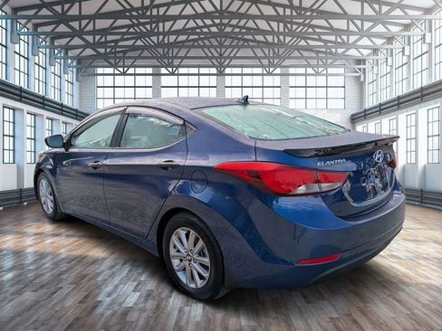 Used 2016 Hyundai Elantra SE w/ Option Group 02 image 6