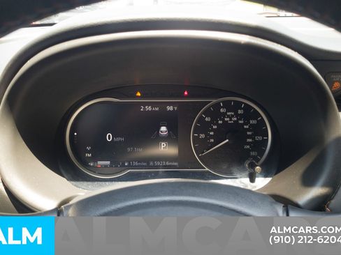 Used 2019 Nissan Kicks S FWD image 28