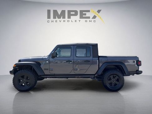 Used 2020 Jeep Gladiator Sport w/ Trailer Tow Package AWD/4WD image 2