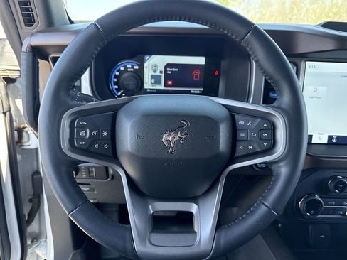 Used 2023 Ford Bronco Outer Banks image 24