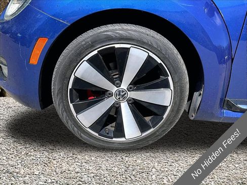 Used 2012 Volkswagen Beetle 2.0T FWD image 9