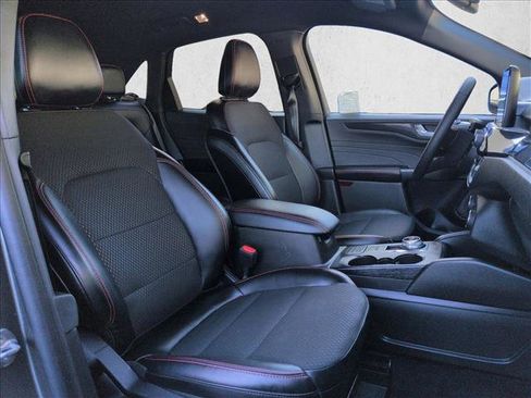Used 2025 Ford Escape ST-Line image 19