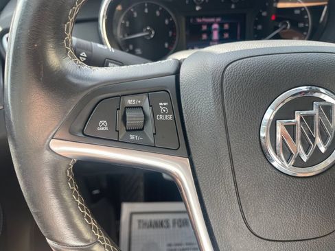 Used 2022 Buick Encore Preferred FWD image 16