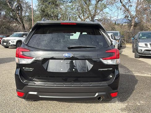 Used 2020 Subaru Forester Limited w/ Popular Package #3 image 6