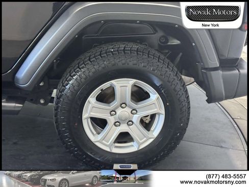 Used 2022 Jeep Wrangler Unlimited Sport AWD/4WD image 6