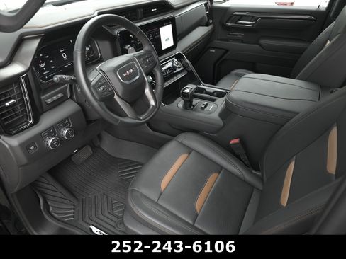 Used 2025 GMC Sierra 1500 AT4 w/ AT4 Premium Package AWD/4WD image 9