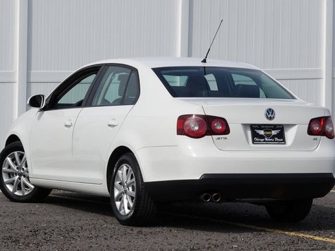 Used 2010 Volkswagen Jetta Limited Edition FWD image 20