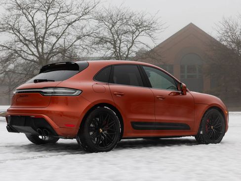 Used 2022 Porsche Macan GTS w/ Premium Package Plus image 11