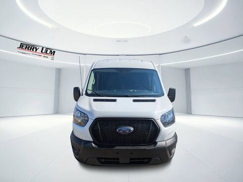 Used 2023 Ford Transit 250 Medium Roof AWD w/ Load Area Protection Package image 7
