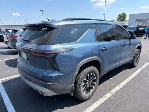 Used 2024 Chevrolet Traverse Z71 w/ LPO, Floor Liner Package AWD/4WD image 3