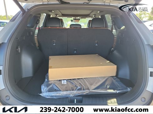 New 2026 Kia Sportage X-Line w/ X-Line Technology Package AWD/4WD image 11