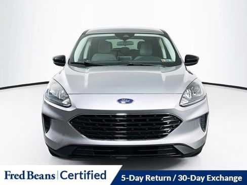 Used 2022 Ford Escape SE w/ SE Sport Appearance Package AWD/4WD image 2