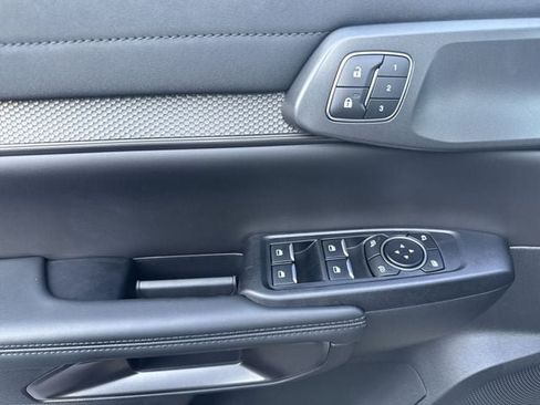 Used 2025 Ford Ranger Raptor AWD/4WD image 13