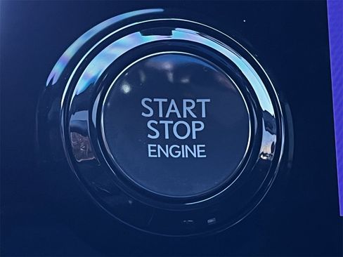 Used 2024 Lexus LX 600 4WD w/ Luxury Package image 19