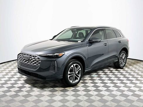 New 2025 Audi Q5 Premium image 3