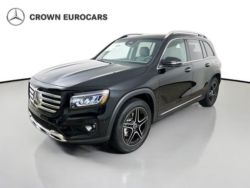Used 2026 Mercedes-Benz GLB 250 4MATIC image 1