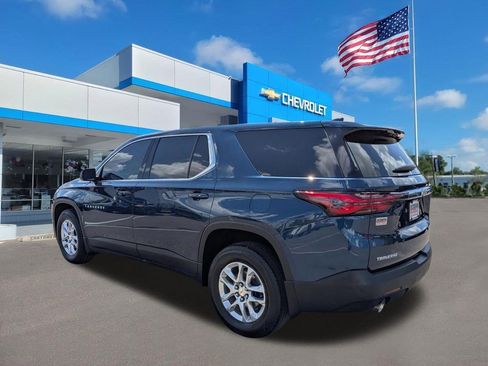 Used 2022 Chevrolet Traverse LS image 6