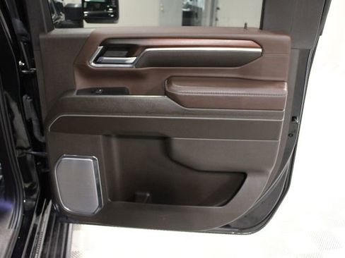 Used 2024 GMC Sierra 2500 Denali w/ Denali Reserve Package image 30