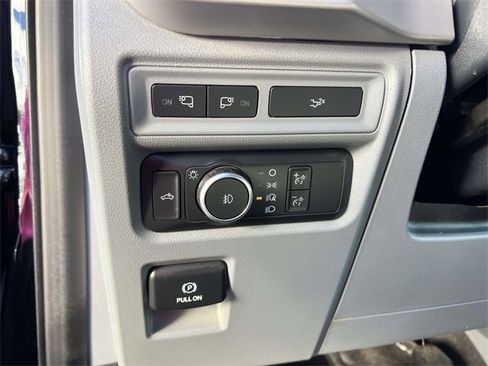 Used 2022 Ford F150 XLT w/ Equipment Group 302A High image 14