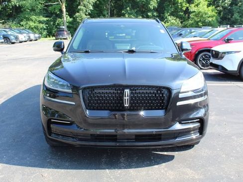 Used 2024 Lincoln Aviator Reserve w/ Equipment Group 201A AWD/4WD image 11