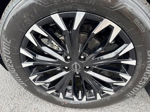New 2026 Nissan Rogue SV FWD image 9