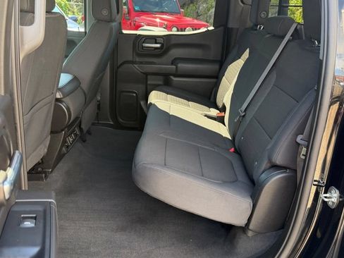 Used 2021 Chevrolet Silverado 1500 LT AWD/4WD image 18