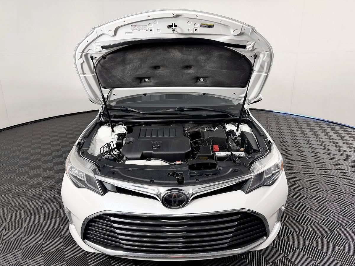 Used 2016 Toyota Avalon Limited FWD image 20
