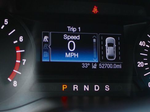 Used 2020 Ford Edge SE image 27