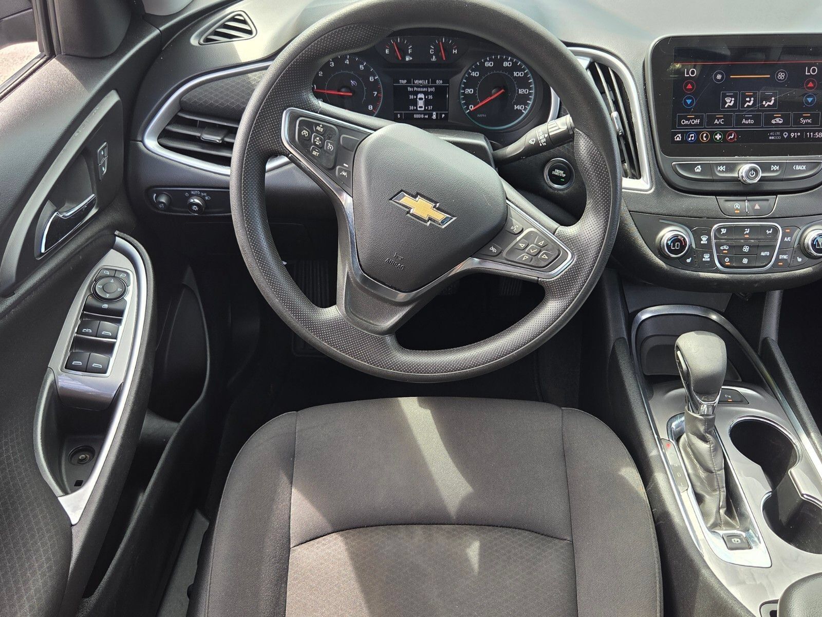 Used 2024 Chevrolet Malibu LT FWD image 7