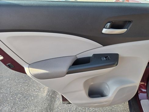 Used 2013 Honda CR-V LX image 9