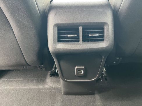 Used 2023 Chevrolet Equinox LT w/ LPO, Floor Liner Package image 21