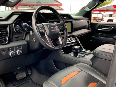 Used 2023 GMC Sierra 1500 AT4 image 18
