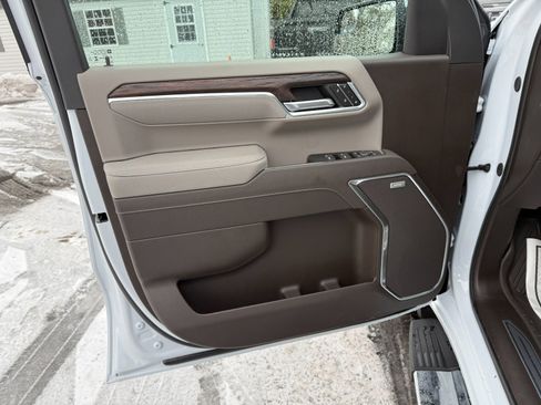 New 2026 GMC Sierra 1500 SLT w/ SLT Premium Package image 15