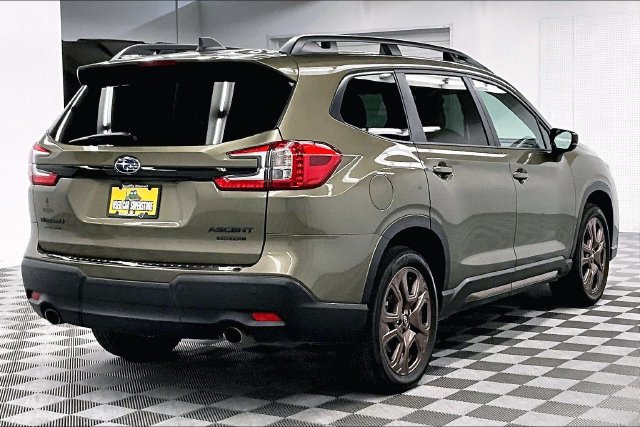 Used 2025 Subaru Ascent Bronze Edition AWD/4WD image 13