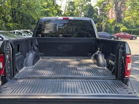 Used 2018 Ford F150 XLT w/ Equipment Group 302A Luxury AWD/4WD image 13