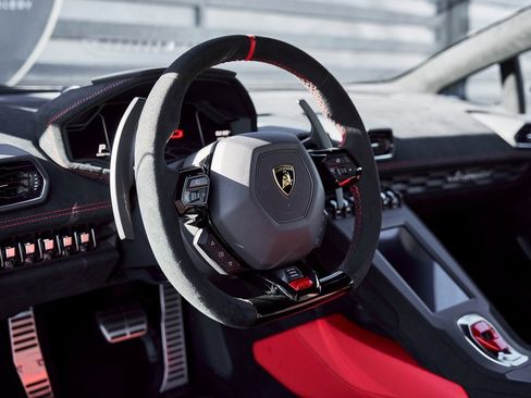 Used 2024 Lamborghini Huracan STO image 42