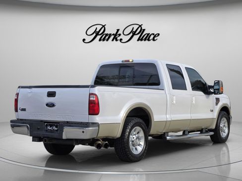 Used 2010 Ford F250 Lariat RWD image 5