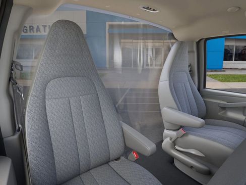 New 2025 Chevrolet Express 3500 w/ Power Convenience Package image 19