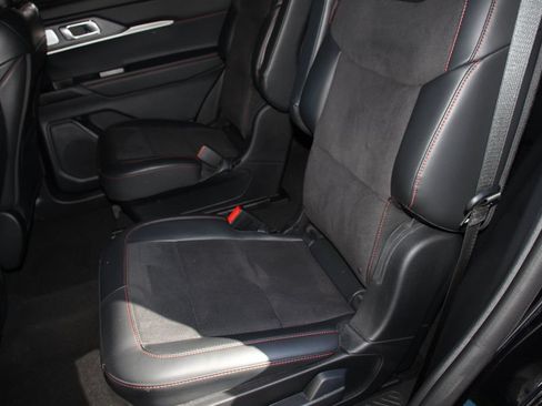 Certified 2025 Ford Explorer ST AWD/4WD image 20