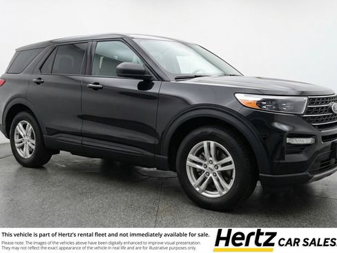 Used 2024 Ford Explorer XLT w/ Equipment Group 202A RWD image 1