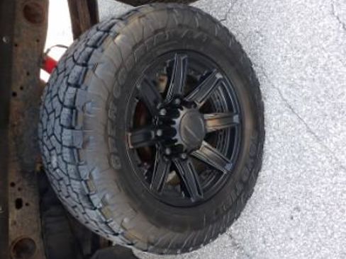 Used 2017 GMC Sierra 2500 SLT image 23